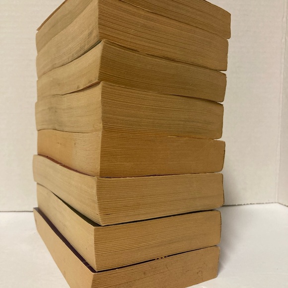 Lot of 8 David Eddings Paperback Books The Maloreon, Bulgaria Elenium - Picture 7 of 7